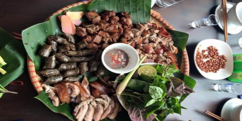 Tìm hiểu điềm báo khi nằm mơ thấy ăn thịt chó